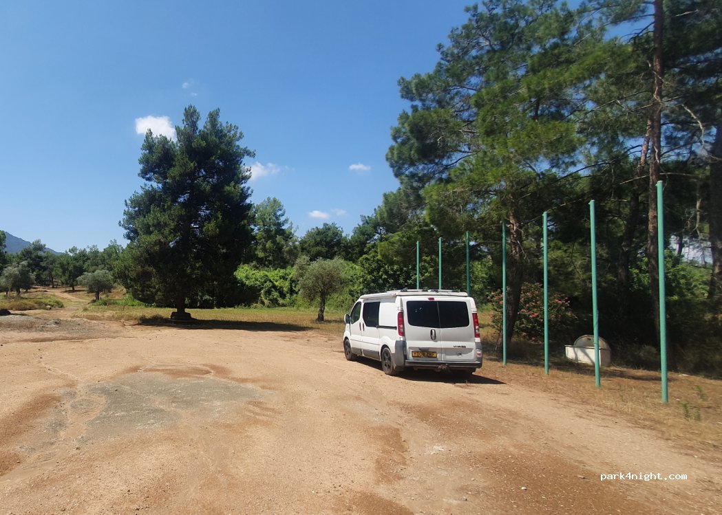 () Pyrga - Unnamed Road — foto 2
