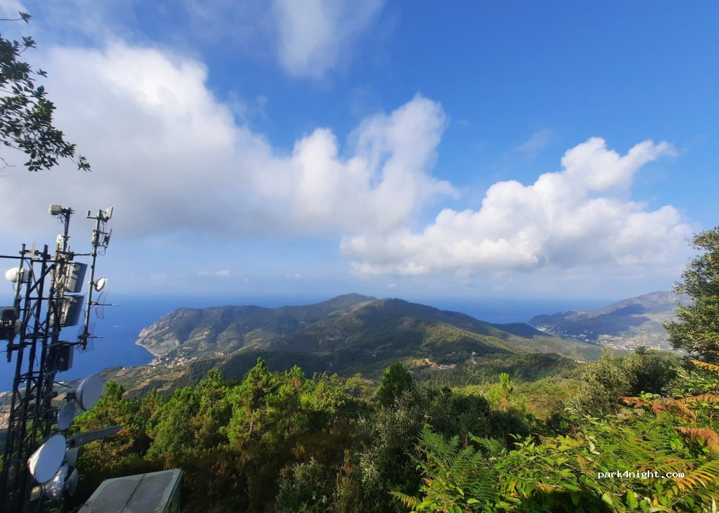 (19016) Monterosso al mare - Unnamed Road — foto 2