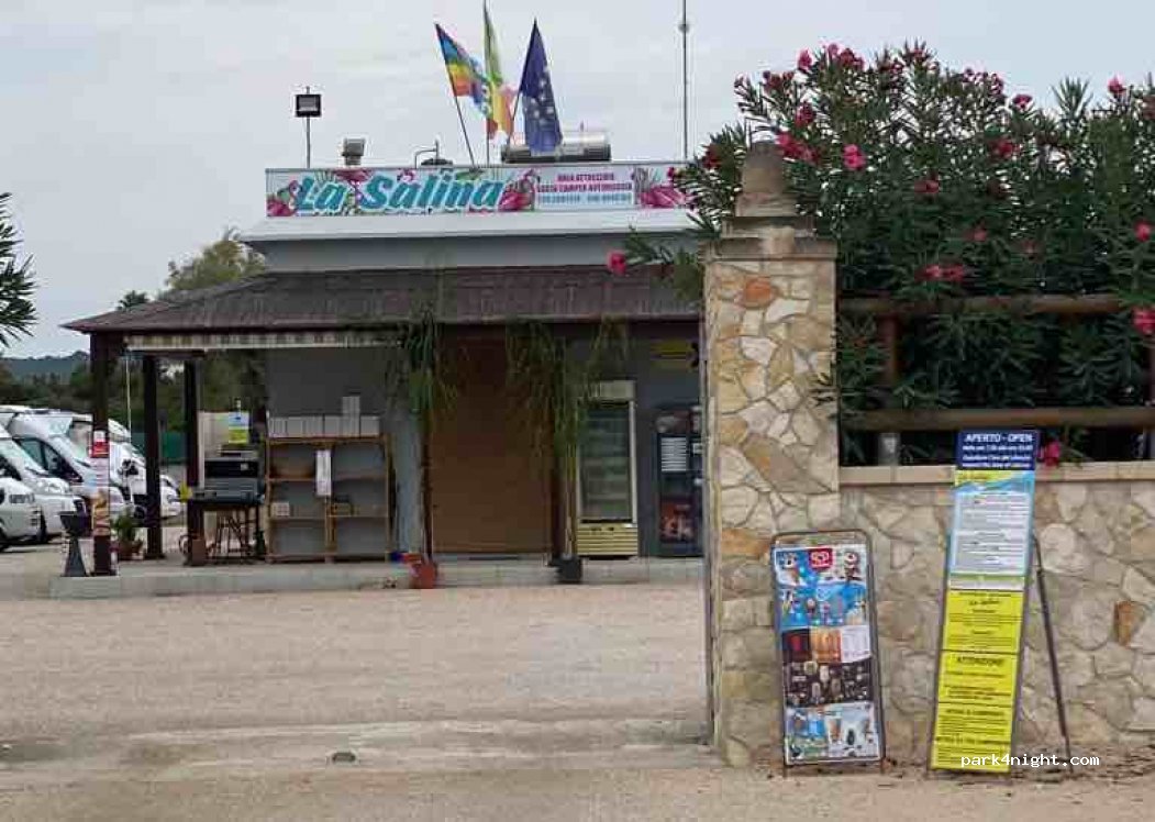 Area Sosta Camper La Salina | Manduria — foto