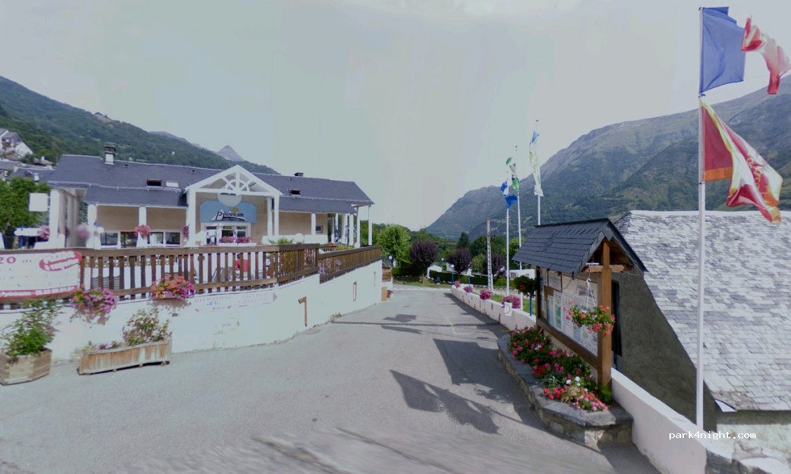 Camping PYRENEVASION — foto