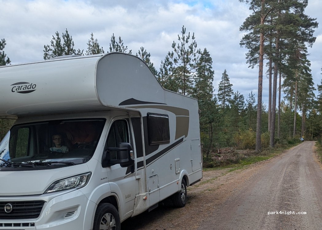 (295 72) Gualöv - 107 Östra Ljungbyvägen — foto
