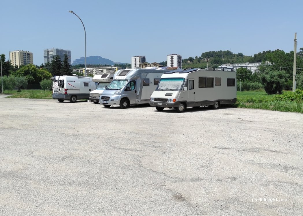 (63100) Ascoli Piceno - Via della Tintura — foto