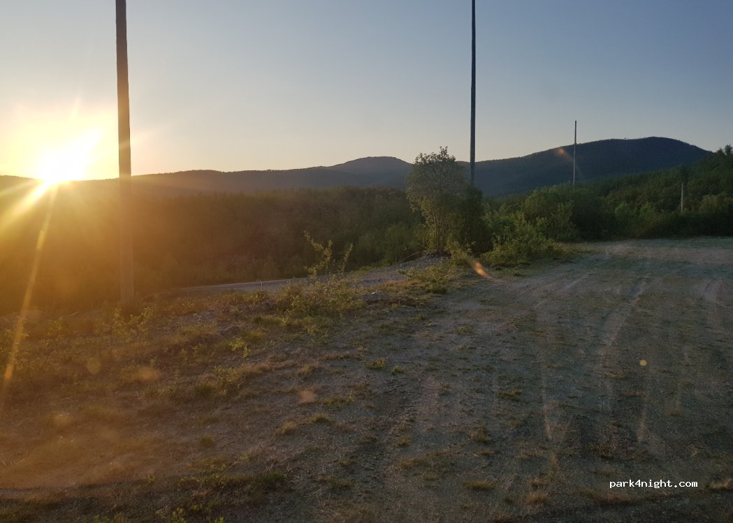 () Komagfjord - Unnamed Road — foto