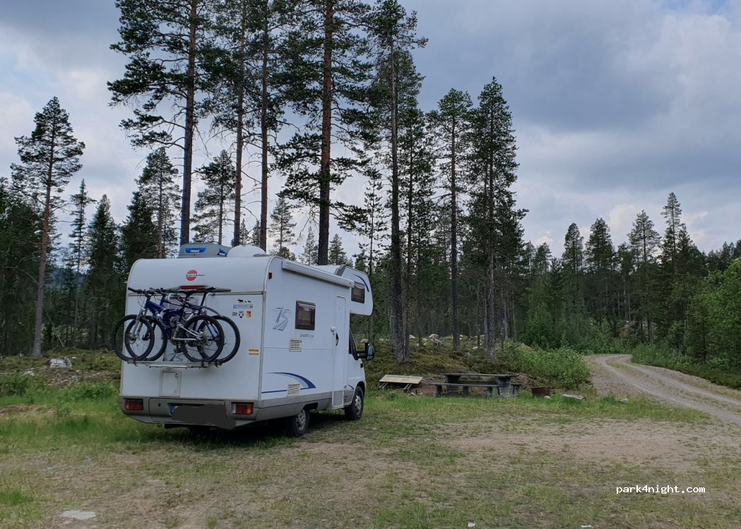 (933 99)  - Bänkerträskvägen — foto