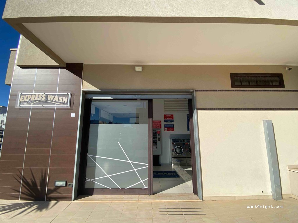 (74023) Grottaglie - 6 Via Palmiro Togliatti — foto 2