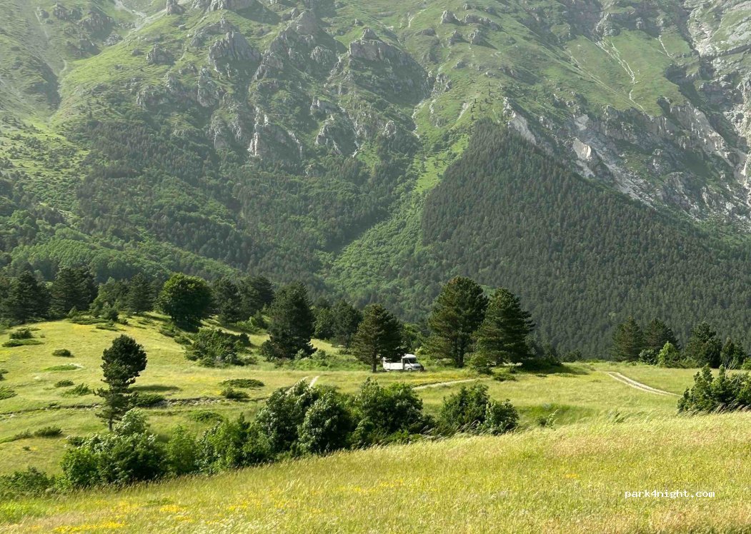 (63096) Arquata del Tronto - Unnamed Road — foto
