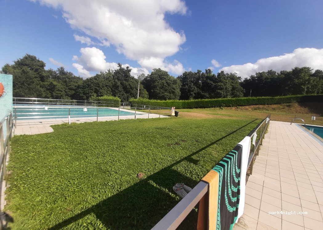 (27120) Castroverde - 27 Rúa Campo da Feira — foto 4