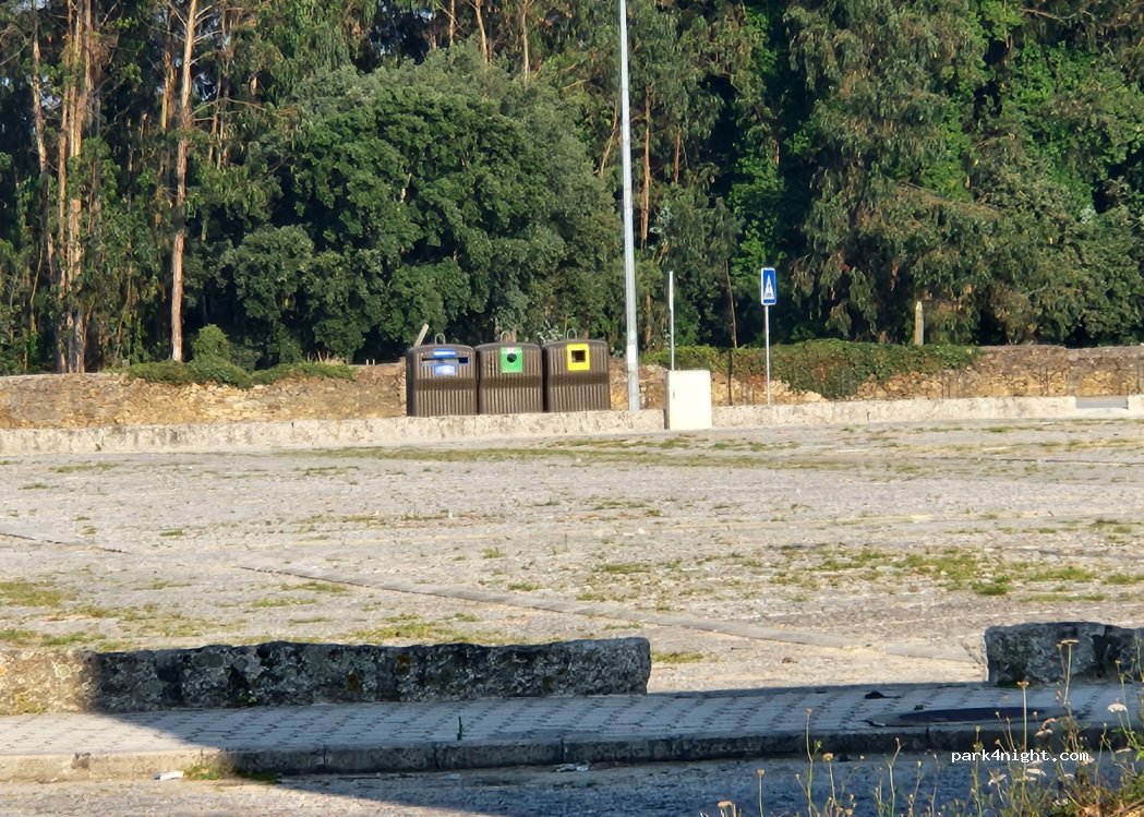 (4785) Trofa - 647 Rua Cónegos de Landim — foto 3