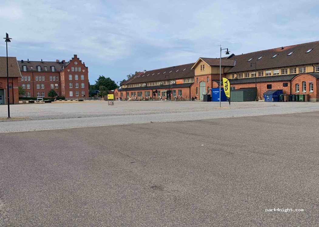 (271 39) Ystad - 1 Sixten Sparres gata — foto