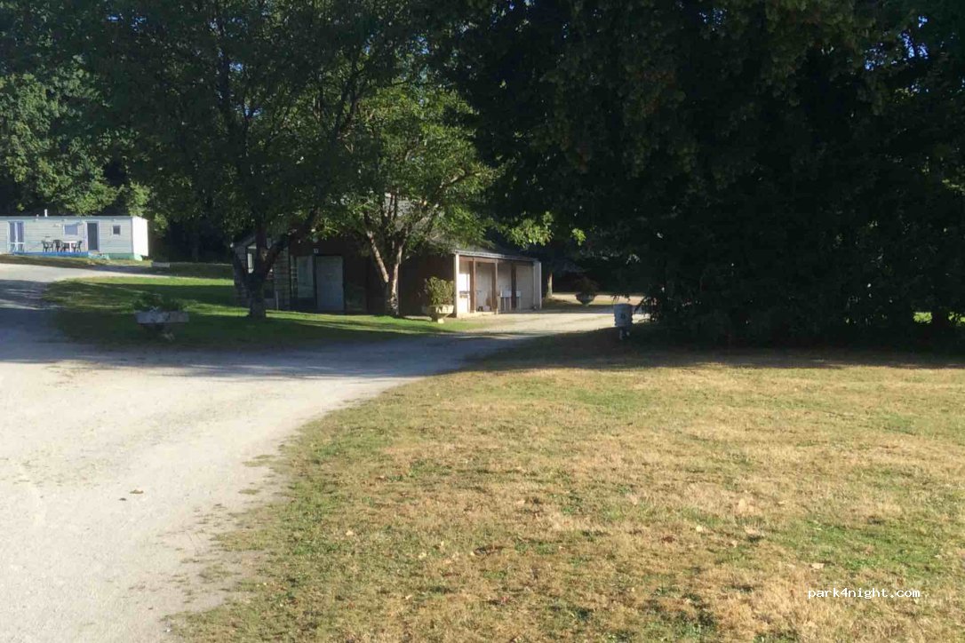 Camping Municipal de Glomel — foto 2