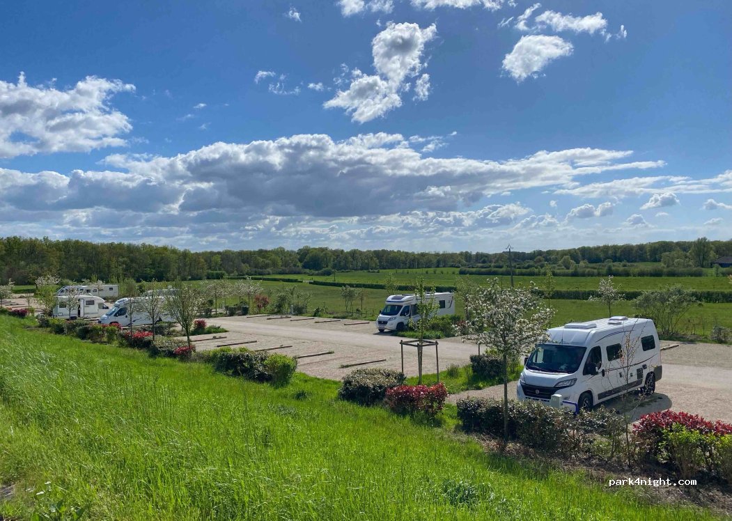 (51290) Giffaumont-Champaubert - 51290 Le Champ Branlant — foto 4