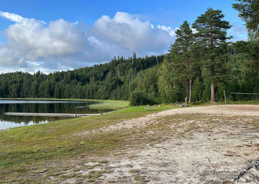 (870 32) Ullånger - Unnamed Road — foto 3