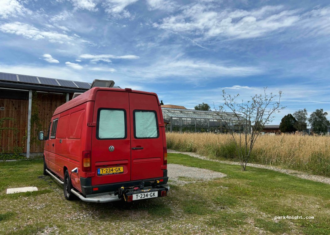 Wohnmobilstellplatz Rapunzelwelt Legau — foto 4