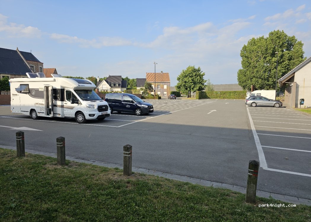 (8720) Dentergem - 11 Wakkensesteenweg — foto
