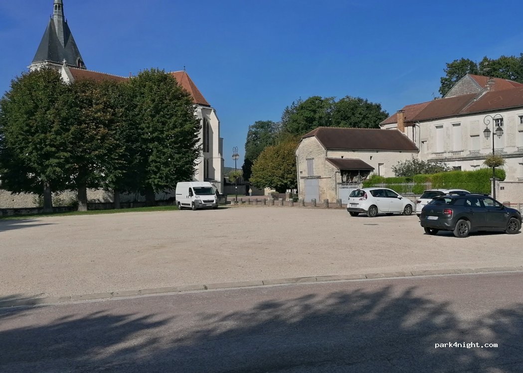 (10250) Mussy-sur-Seine - 1-3 Rue de l'Hôtel de ville — foto 2