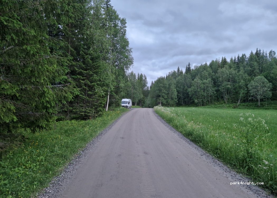 () Trofors - Ner-svenningdalsveien — foto