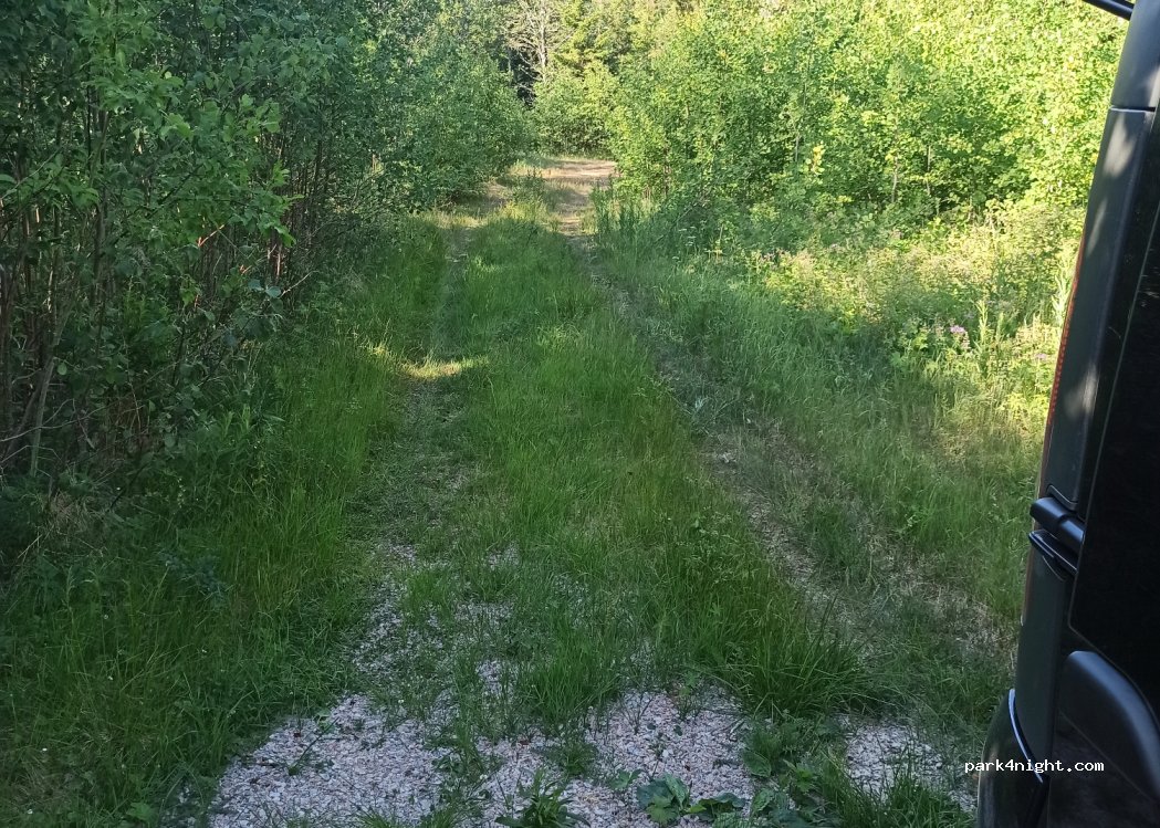 (820 77)  - Unnamed Road — foto 2