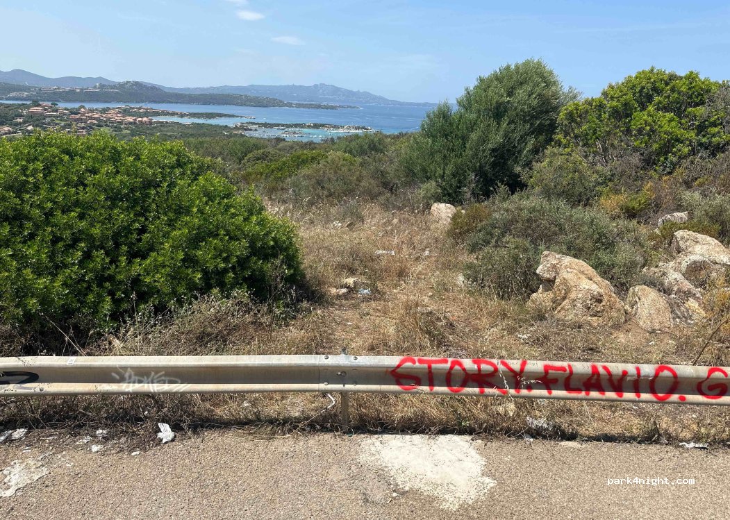(07020) Golfo Aranci - SP82 — foto