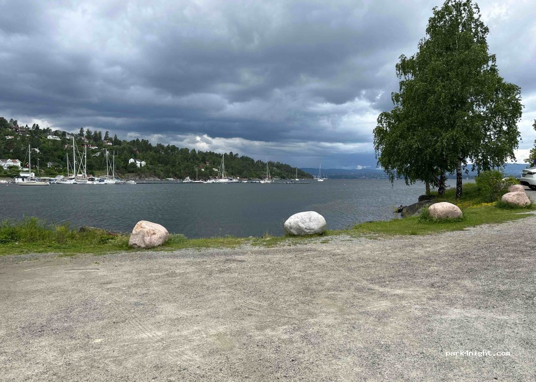 (1450) Nesoddtangen - 60 Hellvikalleen — foto 2