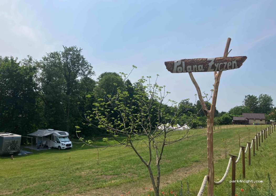 Pole kempingowe Glamping Polana Życzeń — foto 4