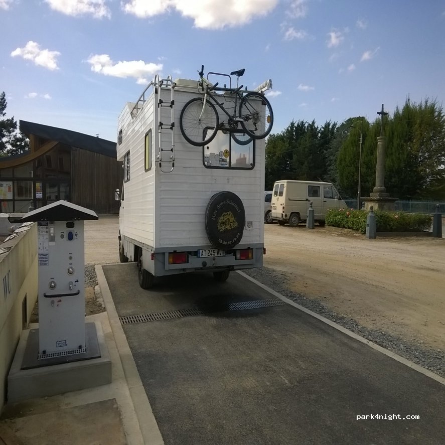 (03240) Le Montet - 33 Nord Route nationale — foto