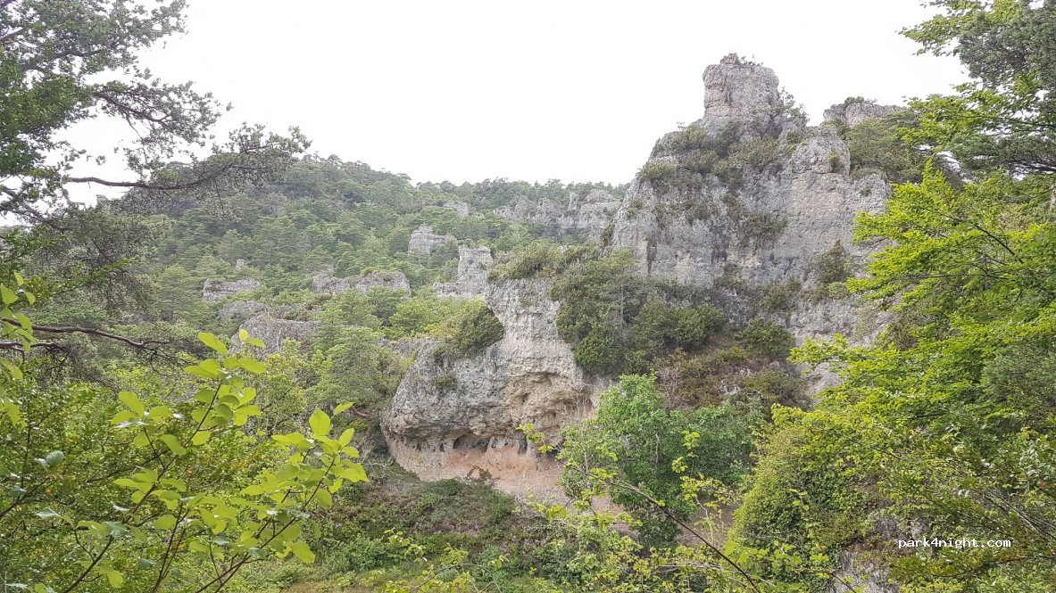 (12100) La Roque-Sainte-Marguerite - Montpellier le Vieux — foto 2