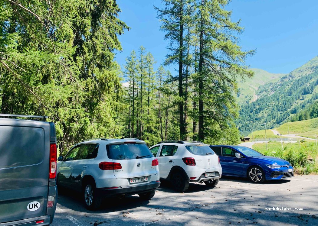 (3999) Obergoms VS - 94 Dorfstrasse — foto