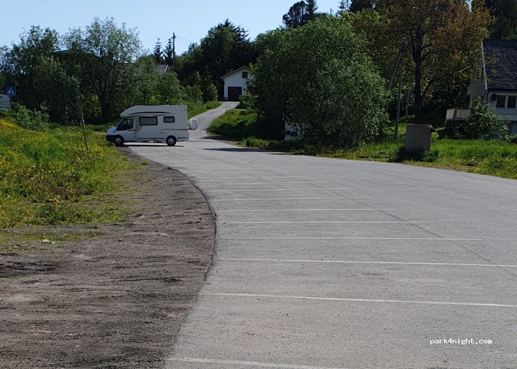 (8310) Kabelvåg - Prestvannveien 1 — foto