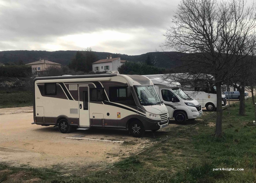 (84480) Bonnieux - D194 — foto 3