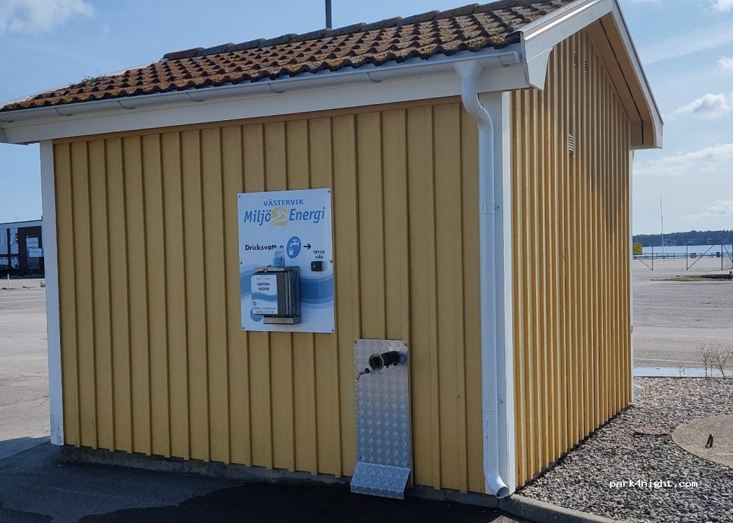 (593 50) Västervik - 10 Färjevägen — foto