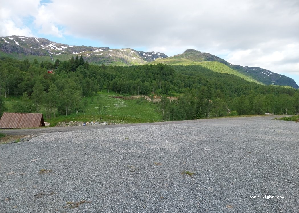 (4208) Sauda - Unnamed Road — foto 3