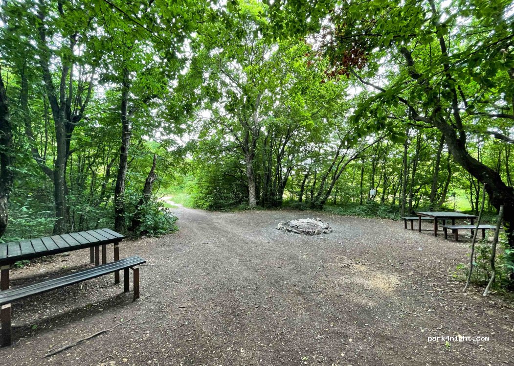 (9700) Shumen - Unnamed Road — foto