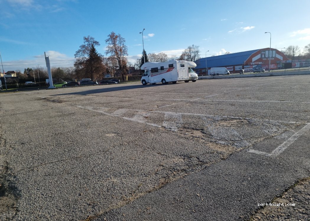(370 05) České Budějovice - 930 Vltavské nábřeží — foto 5