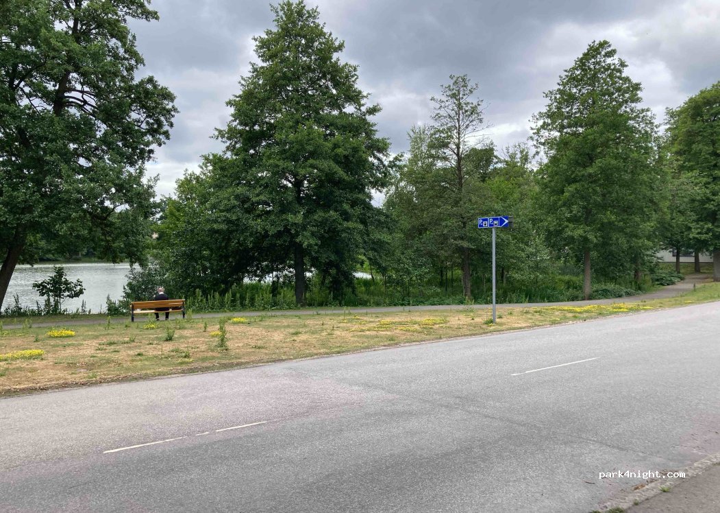 (243 32) Höör - 1 Bangårdsgatan — foto