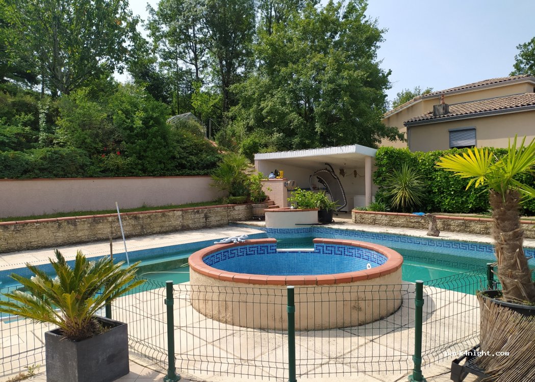 (31780) Castelginest - 28 Impasse Douzillou — foto
