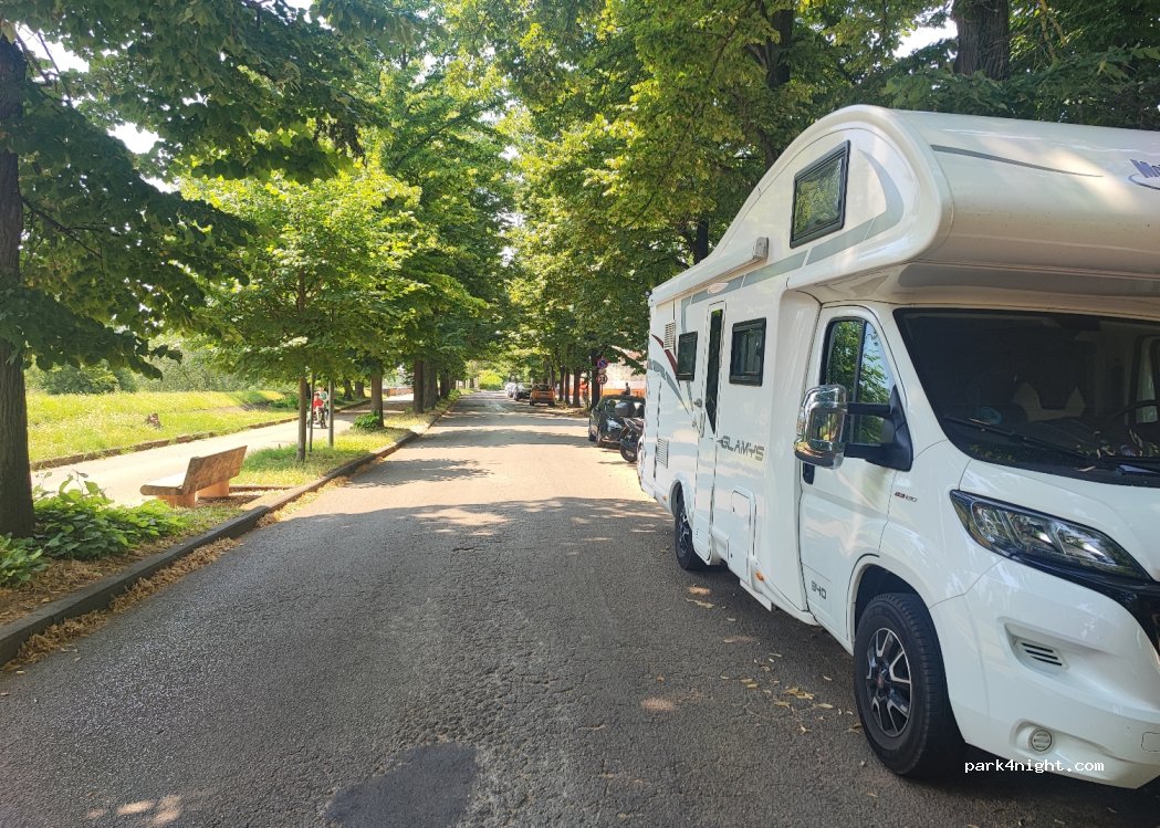 (56124) Pisa - 14 Viale delle Piagge — foto