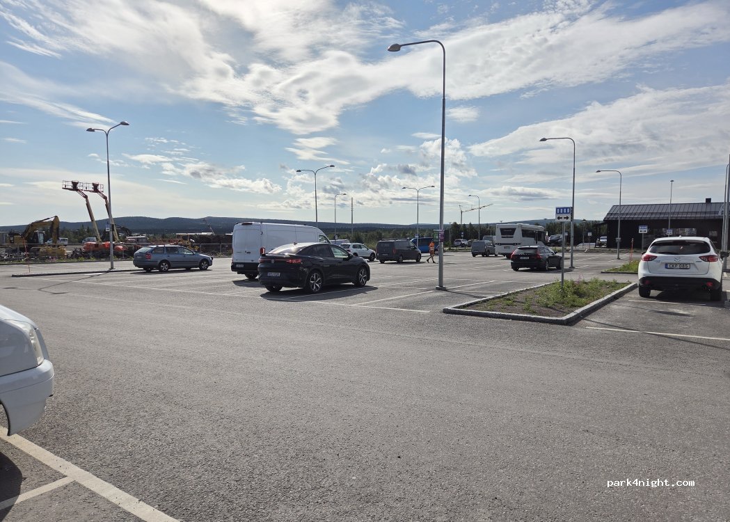 (981 30) Kiruna - 16 A Torggatan — foto 3