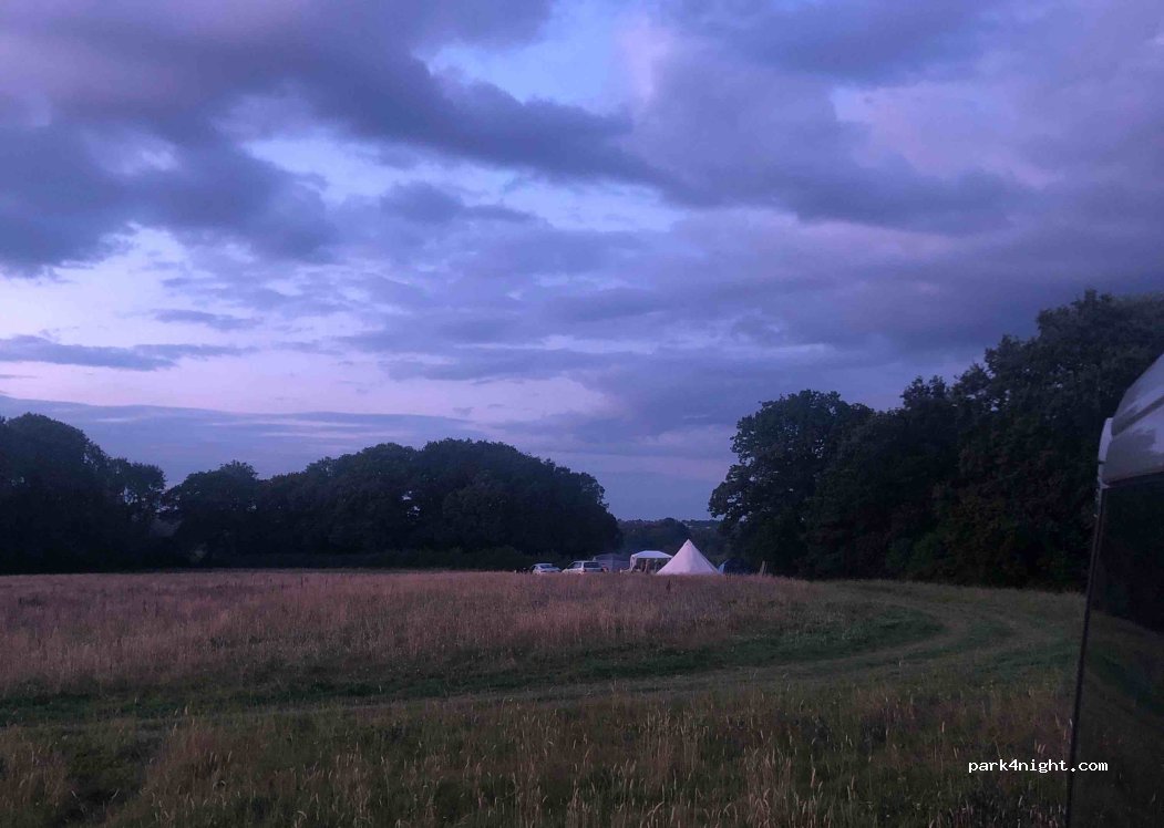 Vernons Camping Field — foto