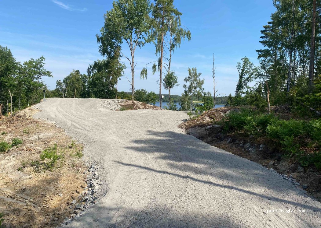 (640 33) Bettna - Unnamed Road — foto