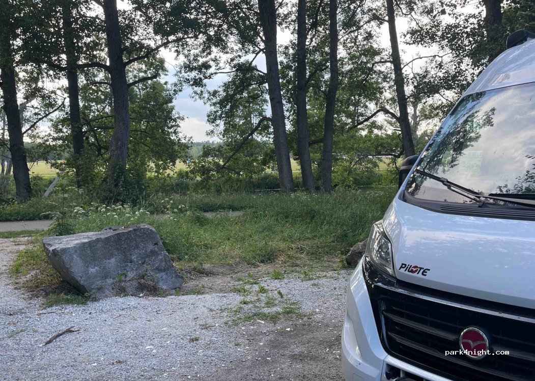 (702 27) Örebro - 1 Hästhagsvägen — foto