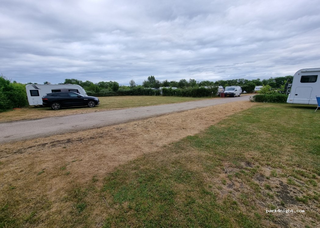 Danhostel Ishøj Strand Camping — foto