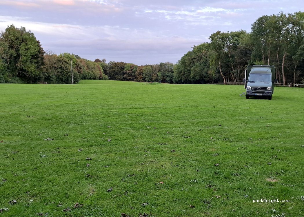 Woodside Field Motorhome Park (CL) — foto