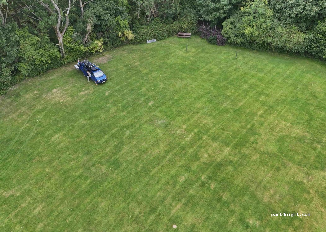 Woodside Field Motorhome Park (CL) — foto 3