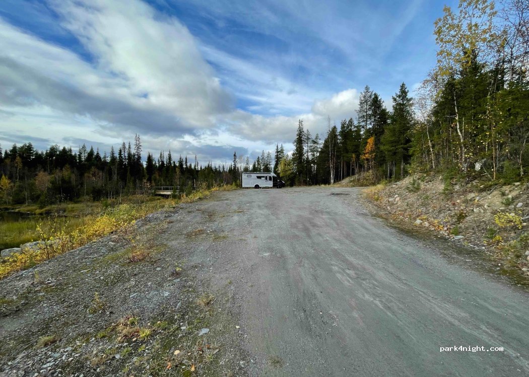 (980 20) Svappavaara - Unnamed Road — foto 2