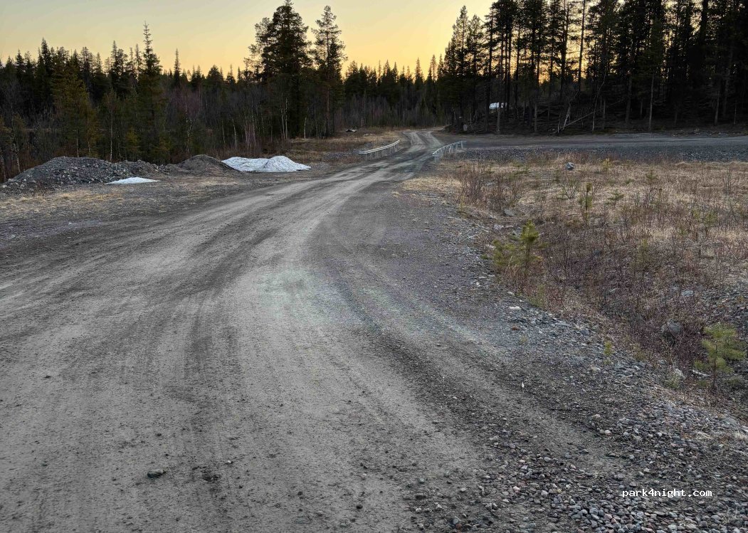 (980 20) Svappavaara - Unnamed Road — foto 4