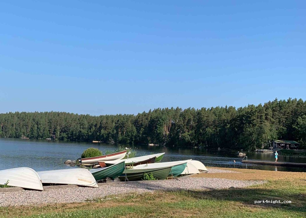 (13500) Hämeenlinna - 46-68 Tervaniementie — foto
