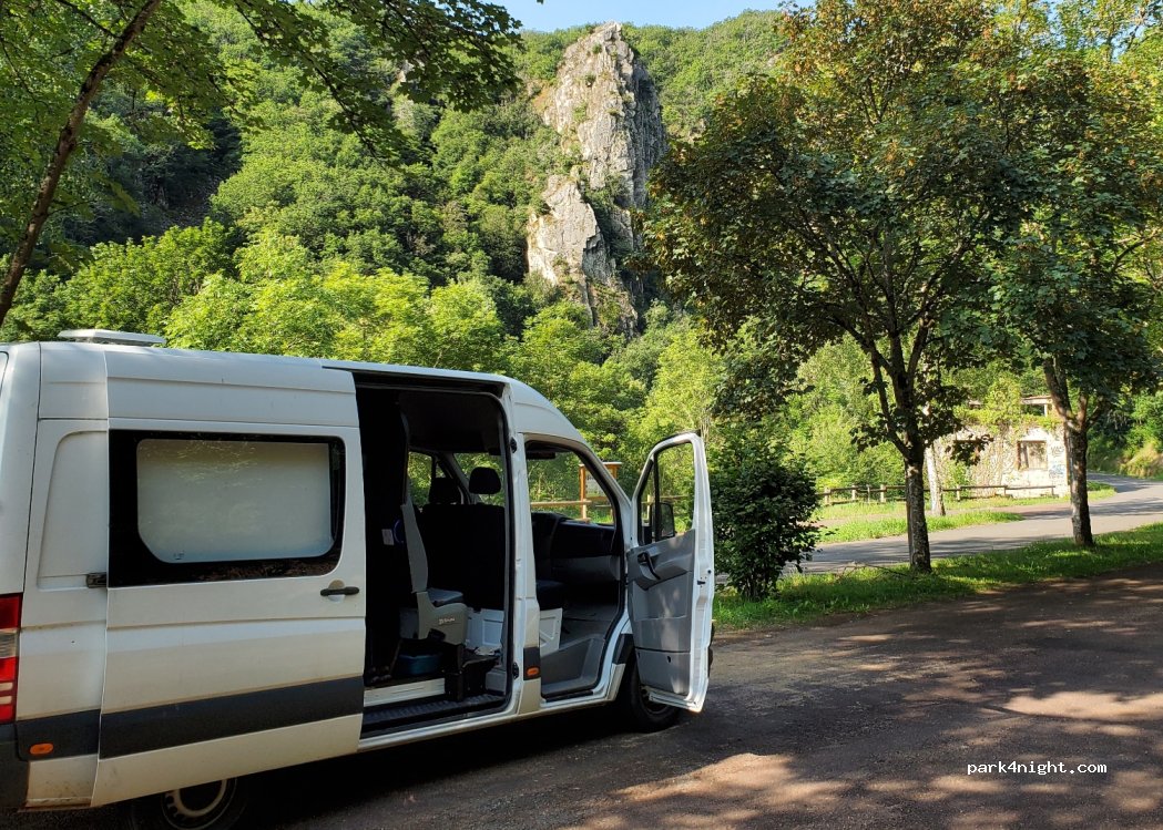 (03450) Chouvigny - D915 — foto