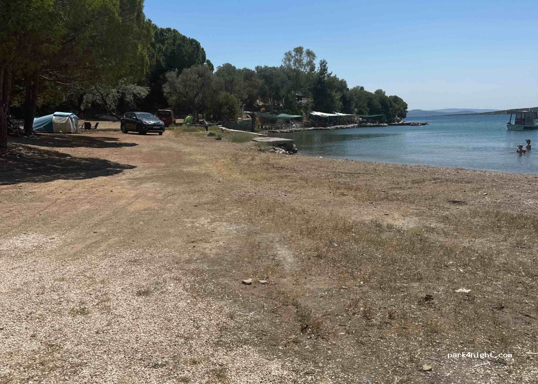 Huzur Kamp — foto
