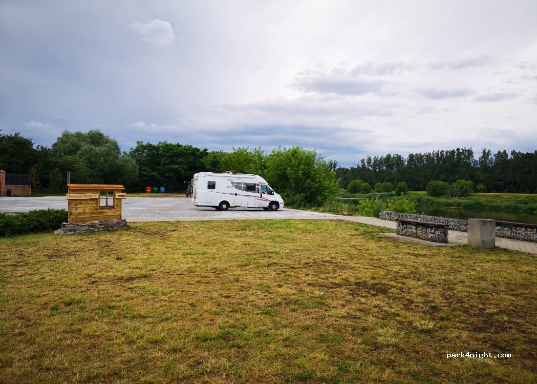 (64-410) Sieraków - 12B 8 Stycznia — foto