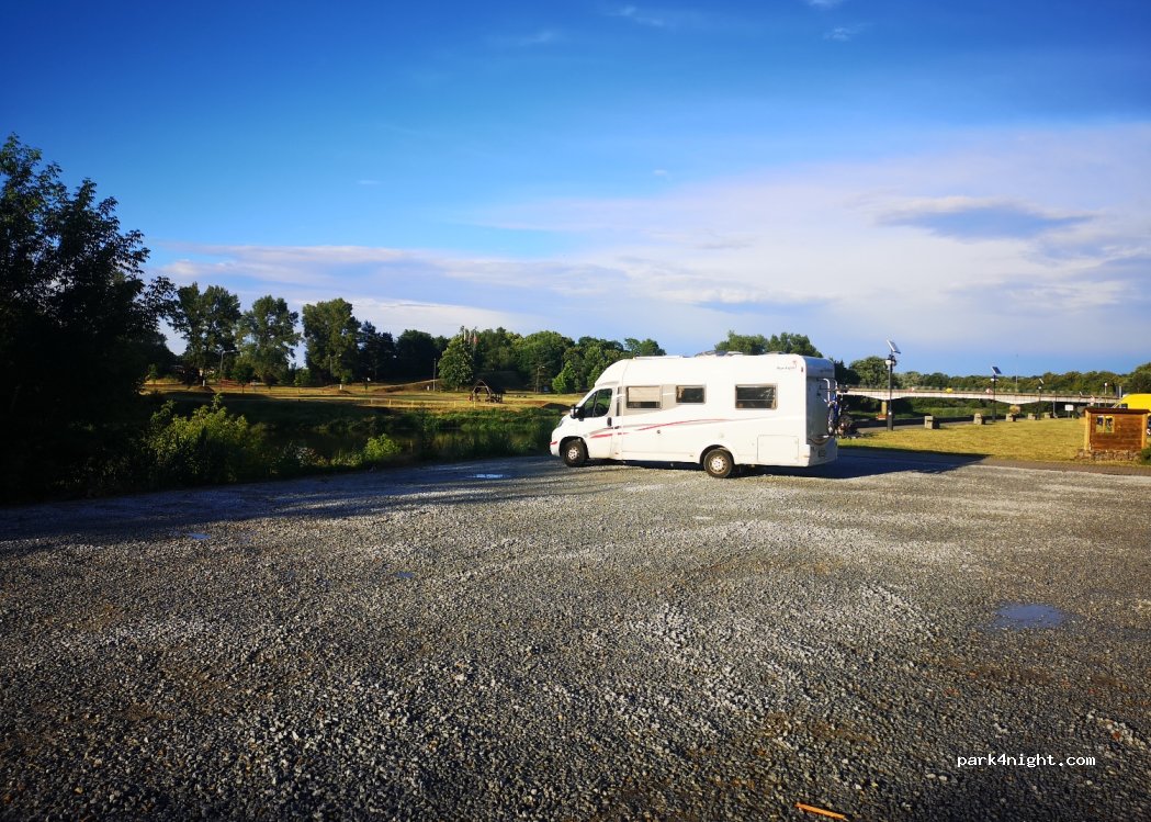 (64-410) Sieraków - 12B 8 Stycznia — foto 2